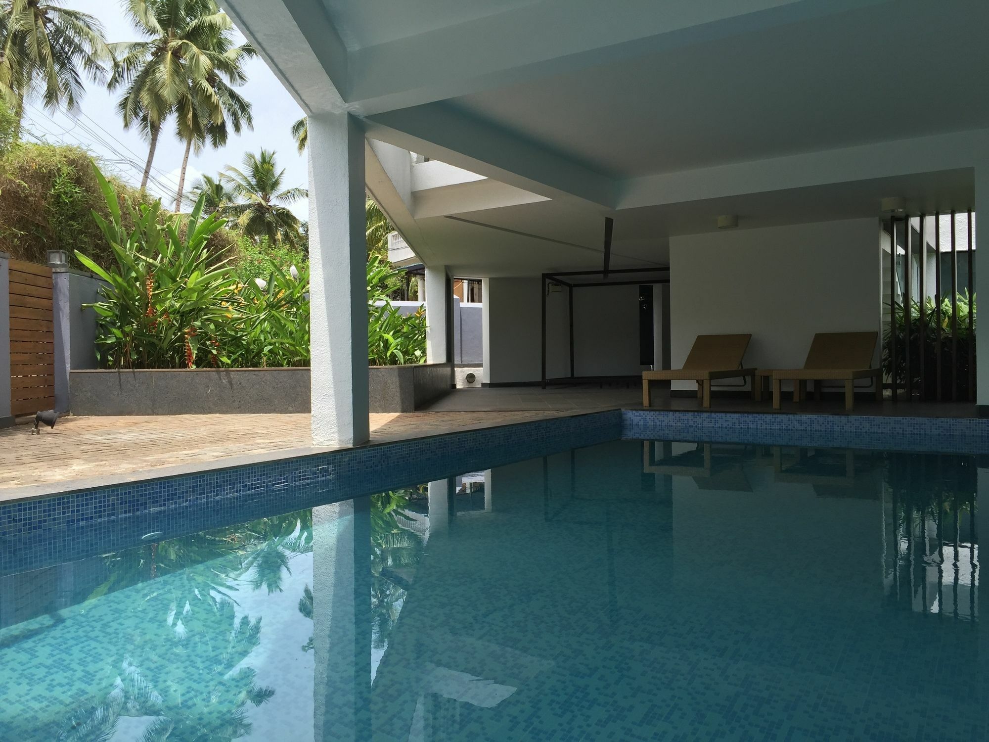 Hotel Calem Grove Candolim Esterno foto