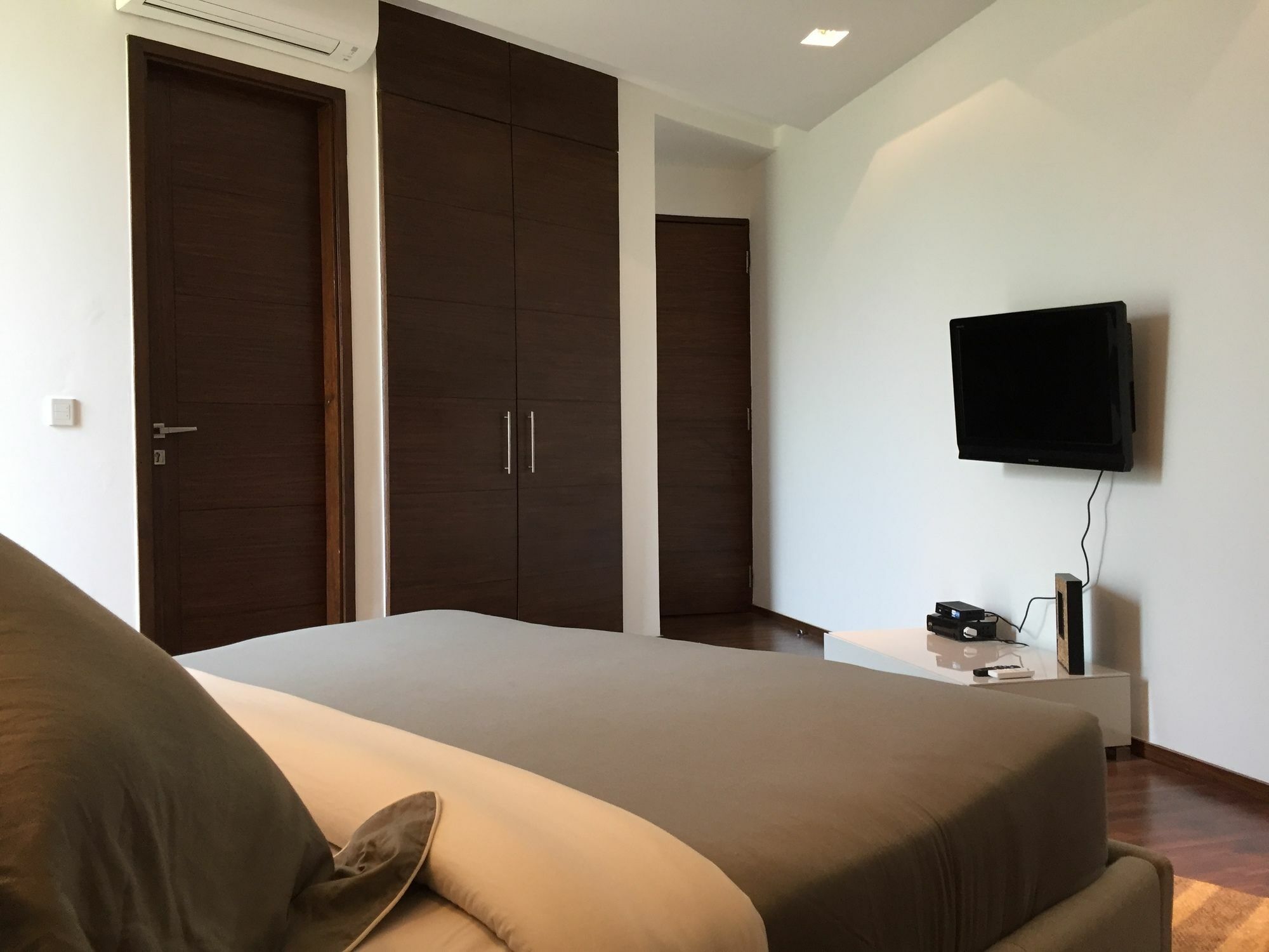 Hotel Calem Grove Candolim Esterno foto