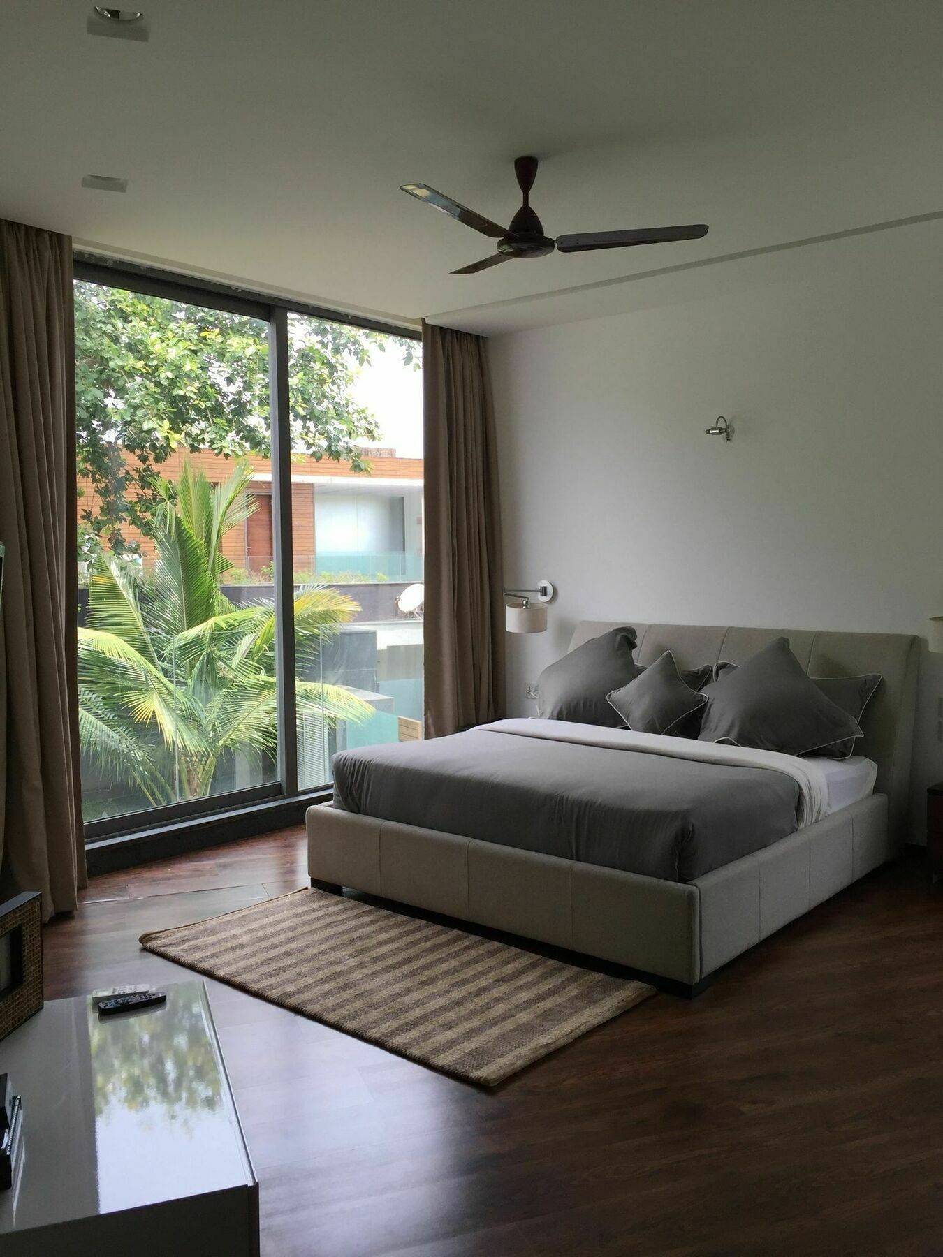 Hotel Calem Grove Candolim Esterno foto