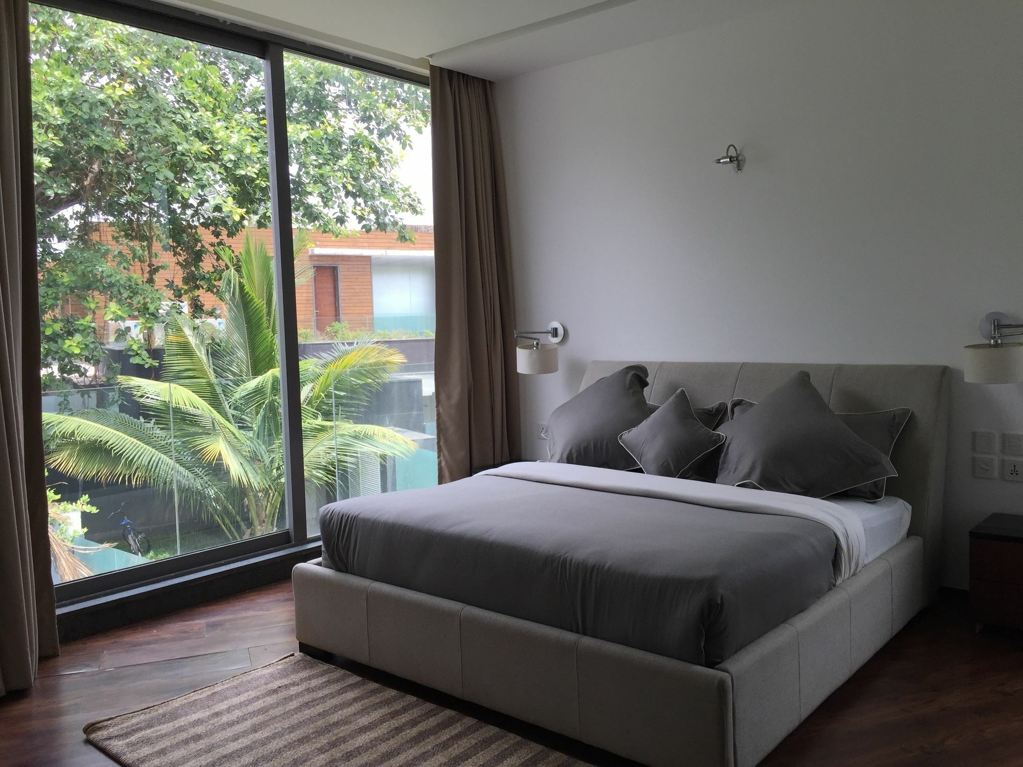 Hotel Calem Grove Candolim Esterno foto