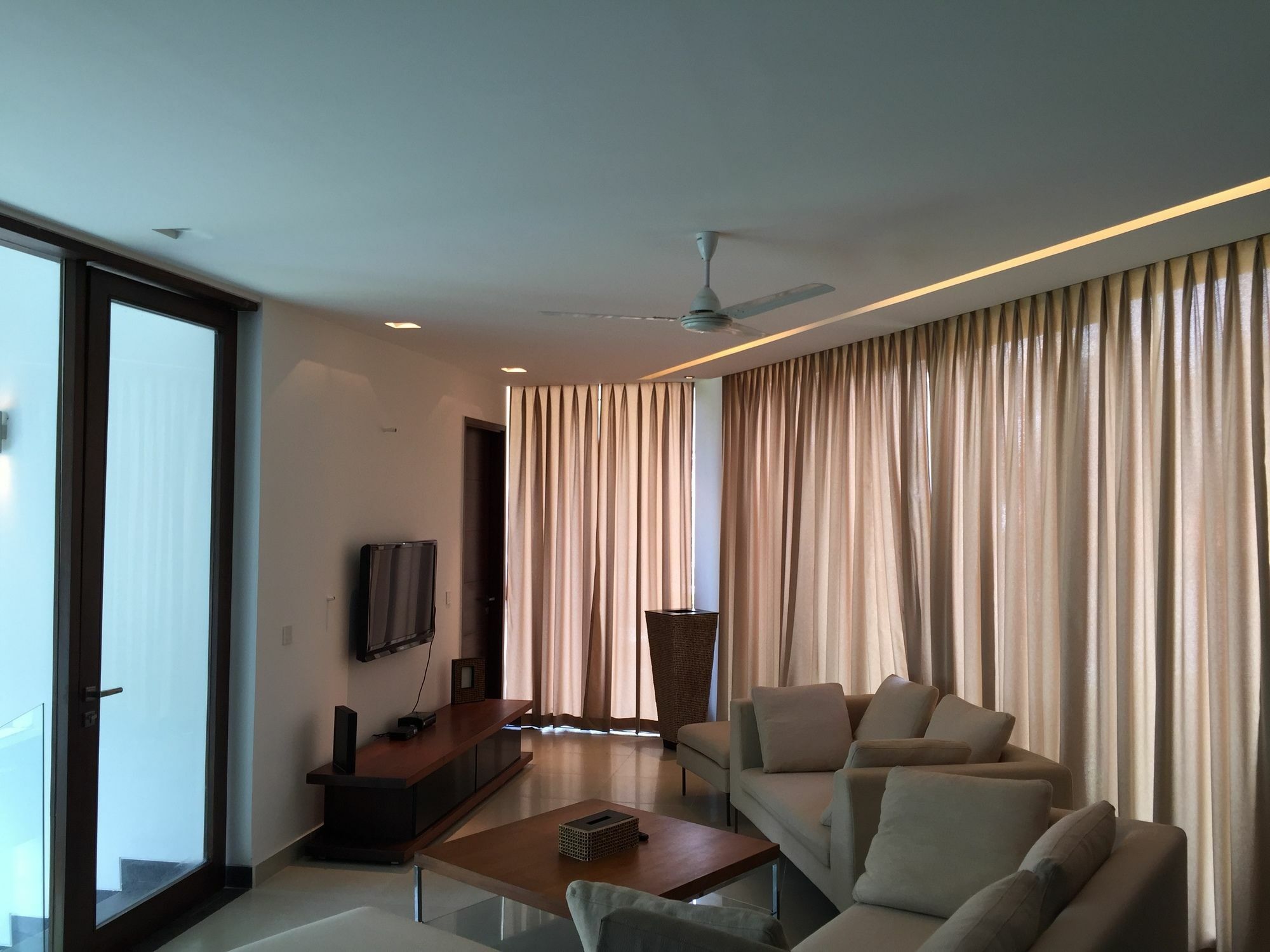 Hotel Calem Grove Candolim Esterno foto